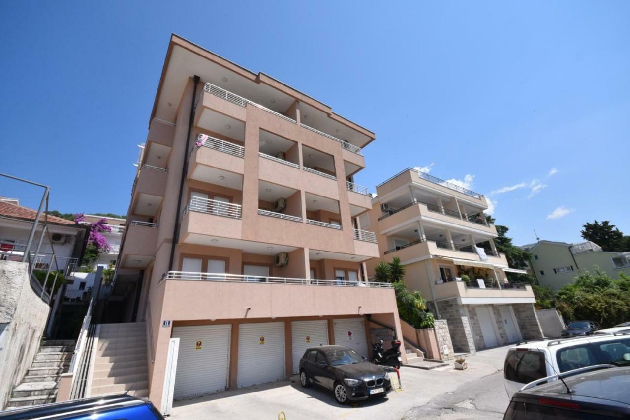 Apartment Anja Herceg Novi Bagian luar foto